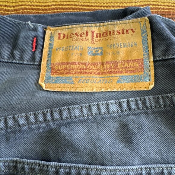 VTG Diesel Jeans Mens 36; Fit 33x32 Grey Black Straight Leg Button Fly Italy - Picture 4 of 14